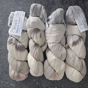 X4 Artyarns Merino Cloud Hand-Dyed Skeins #1033